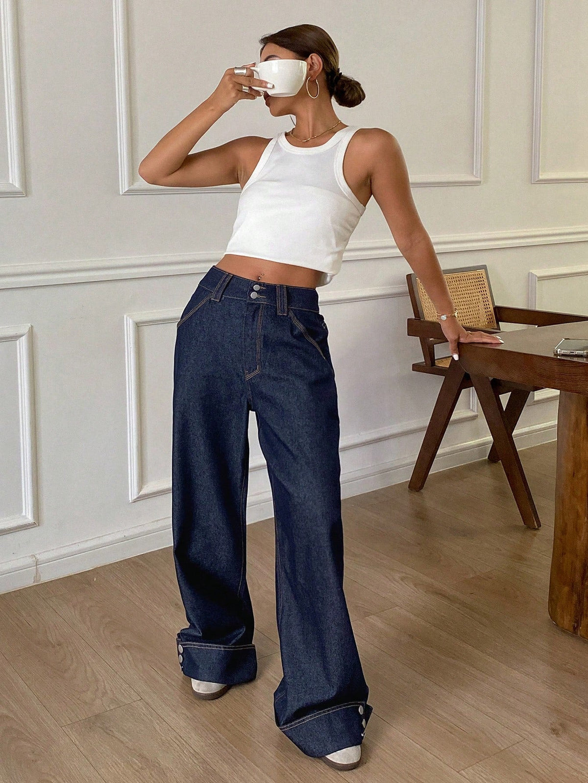 Vida jeans dam med knäppta uppvikningar