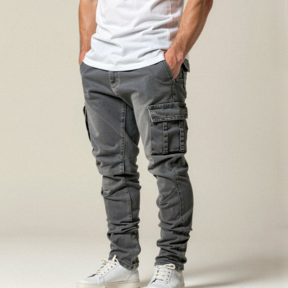 Cargojeans herr med sidofickor och smal passform