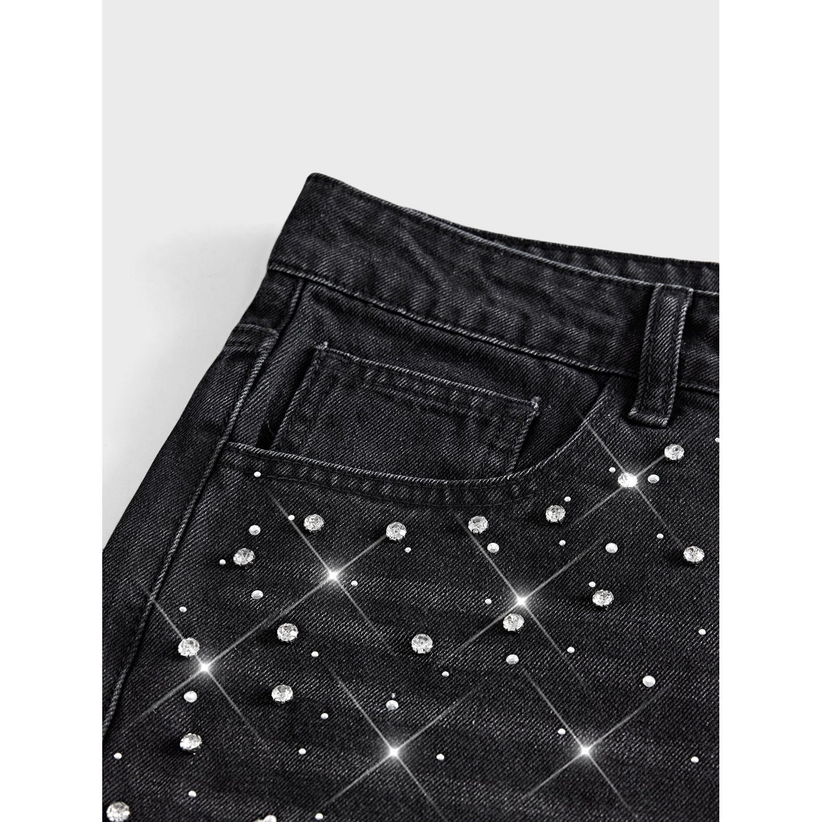 Svarta vida jeans dam med strass och revor
