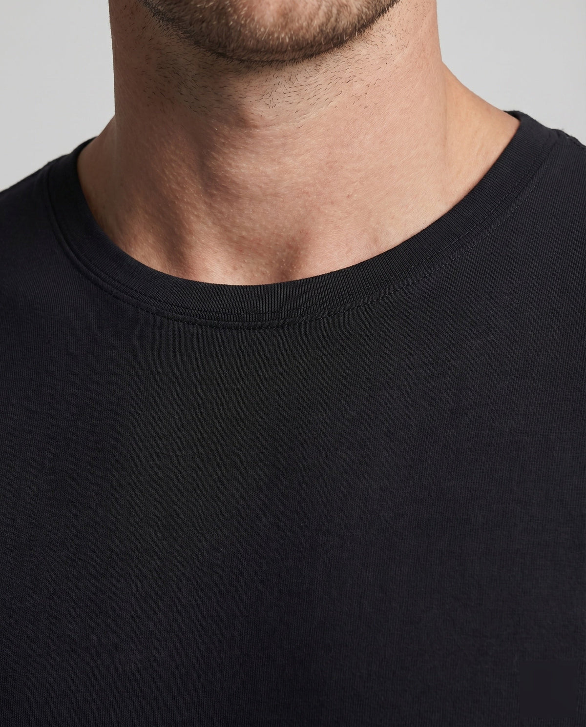 Vida jeans herr med korsapplikationer och låg gren