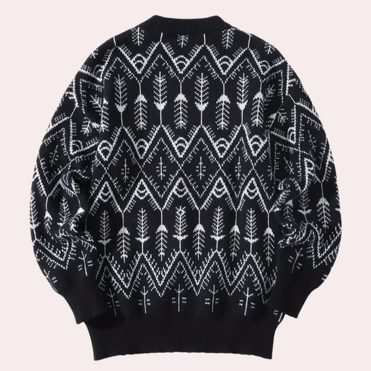 Stickad tröja herr med rund hals | Svart med vitt grafiskt mönster | Sicksack och granmotiv | Ribbade kanter