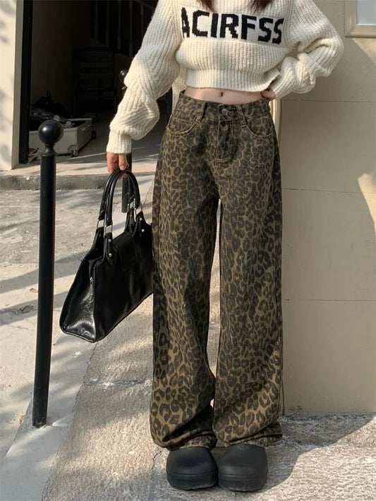 Jeans dam med leopardmönster | Vida raka ben | Hög midja | Lång och avslappnad passform