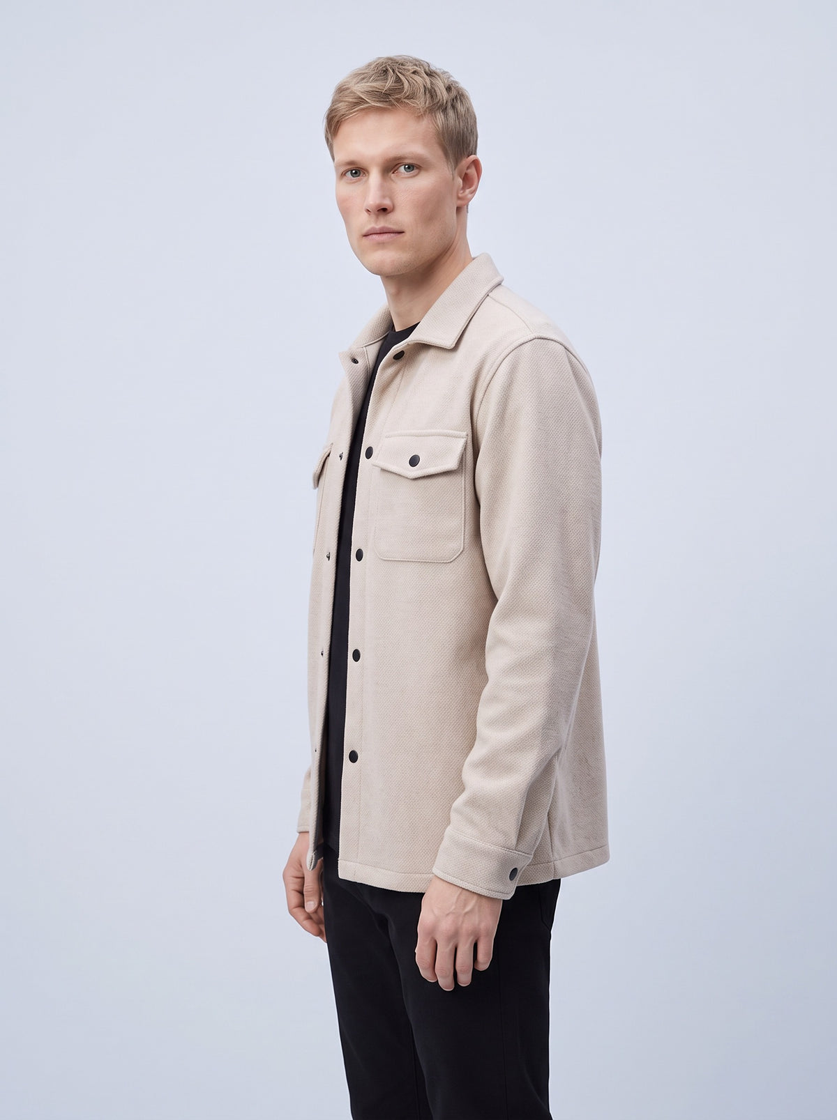Overshirt herr med bröstfickor och ficklock | Mjukt foder på insidan | Skjortkrage och knappar hela vägen ner
