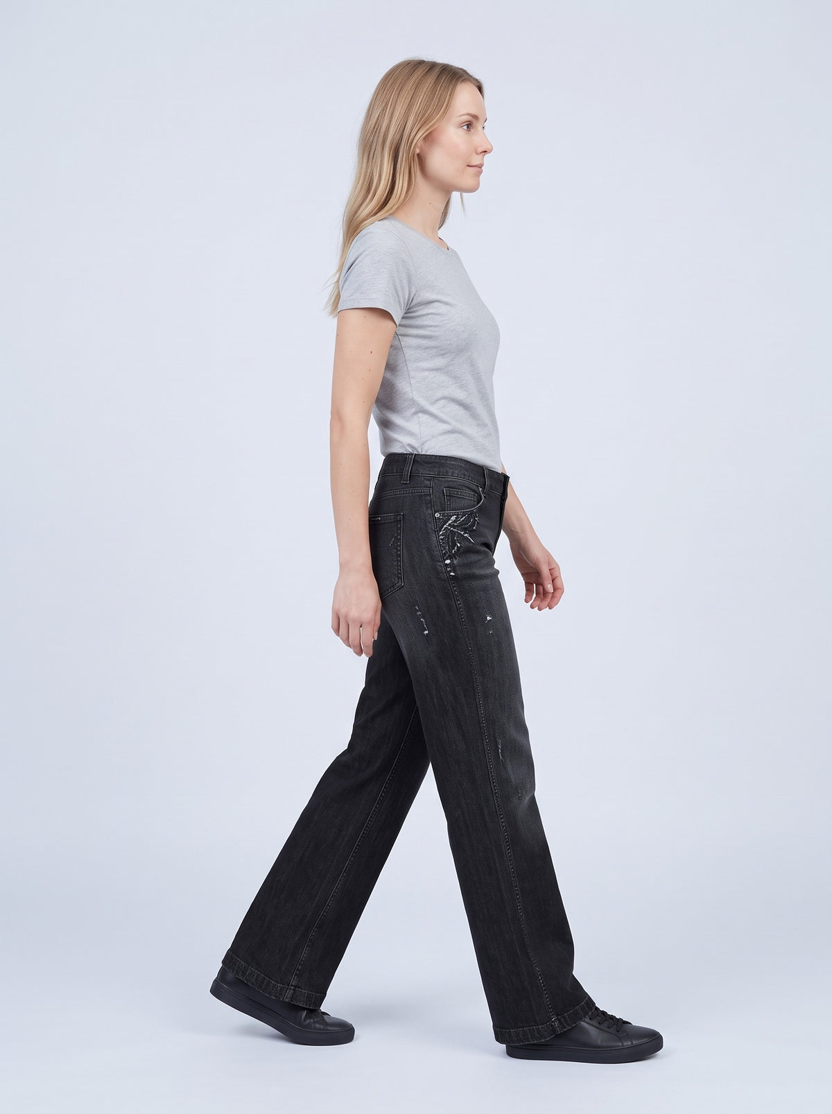 Raka jeans dam med vida ben | Lång modell som når skon | Ledig passform | Markerad söm framtill