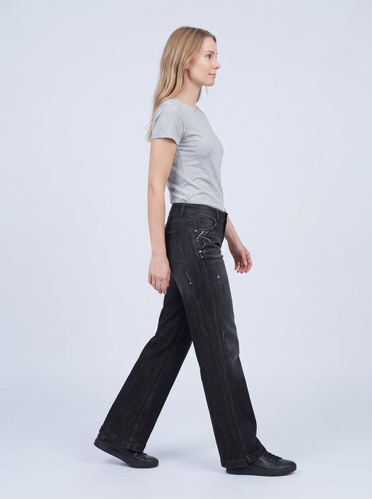 Raka jeans dam med vida ben | Lång modell som når skon | Ledig passform | Markerad söm framtill