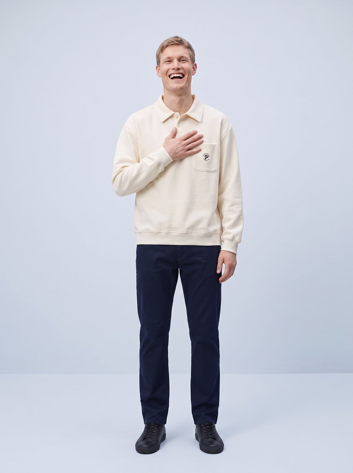 Sweatshirt herr med pikékrage och bröstficka