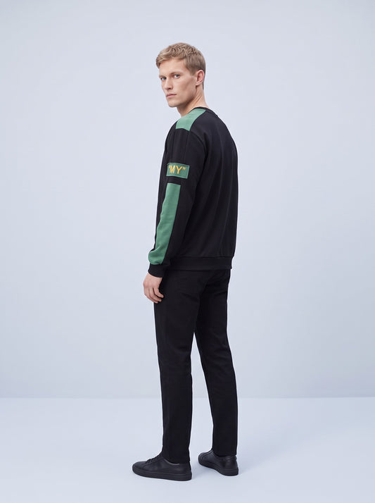 Sweatshirt herr med rund hals | Kontrastpaneler på axlar och ärmar | Avslappnad passform och ribbade kanter